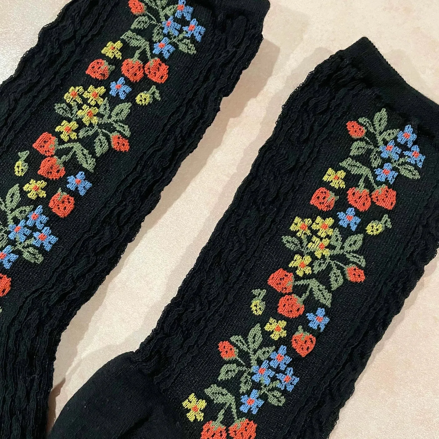 Floral Strawberry Socks