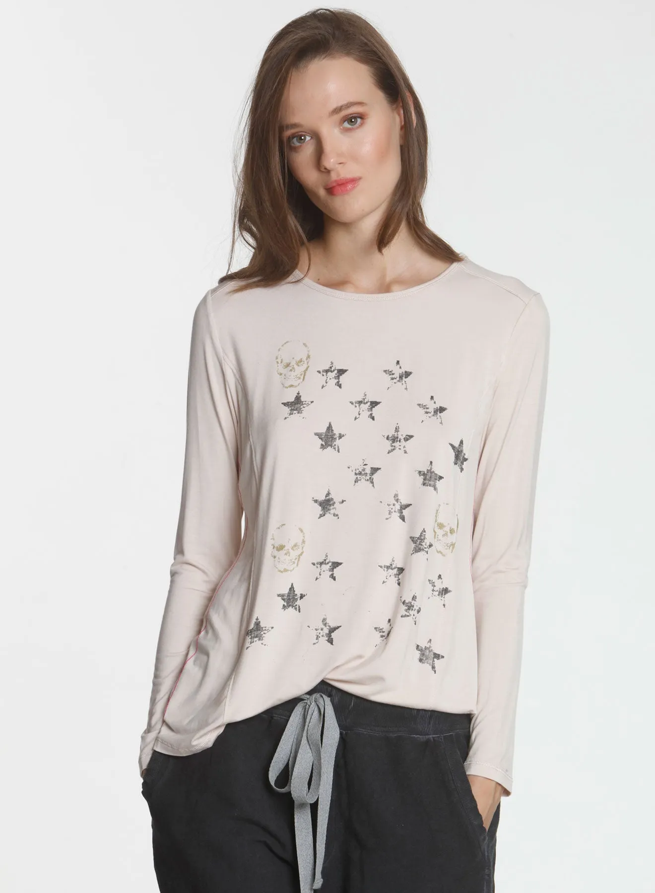 Graphic Riley LS Tee - Dune Skull