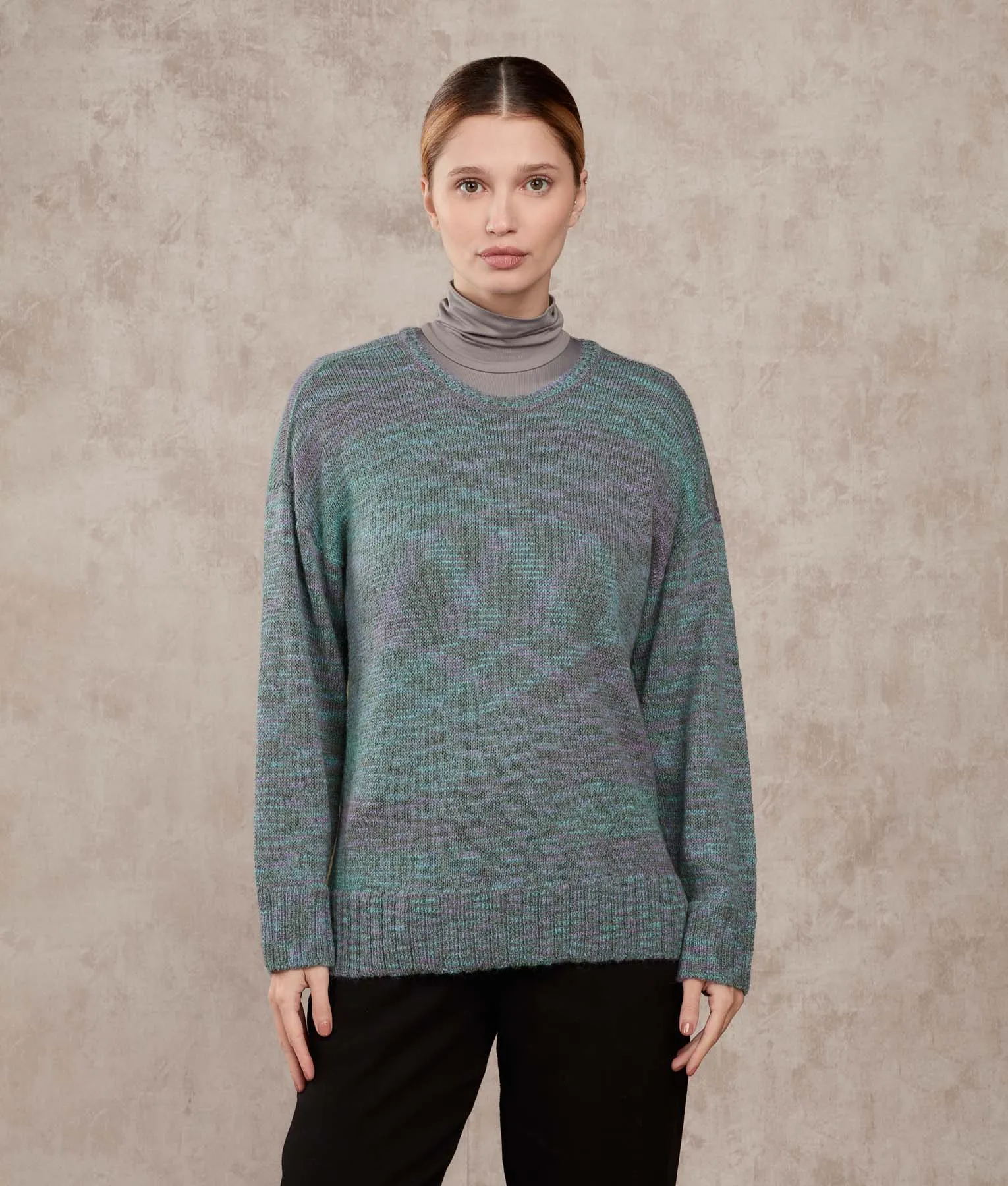 Loose Scoope Neck Sweater