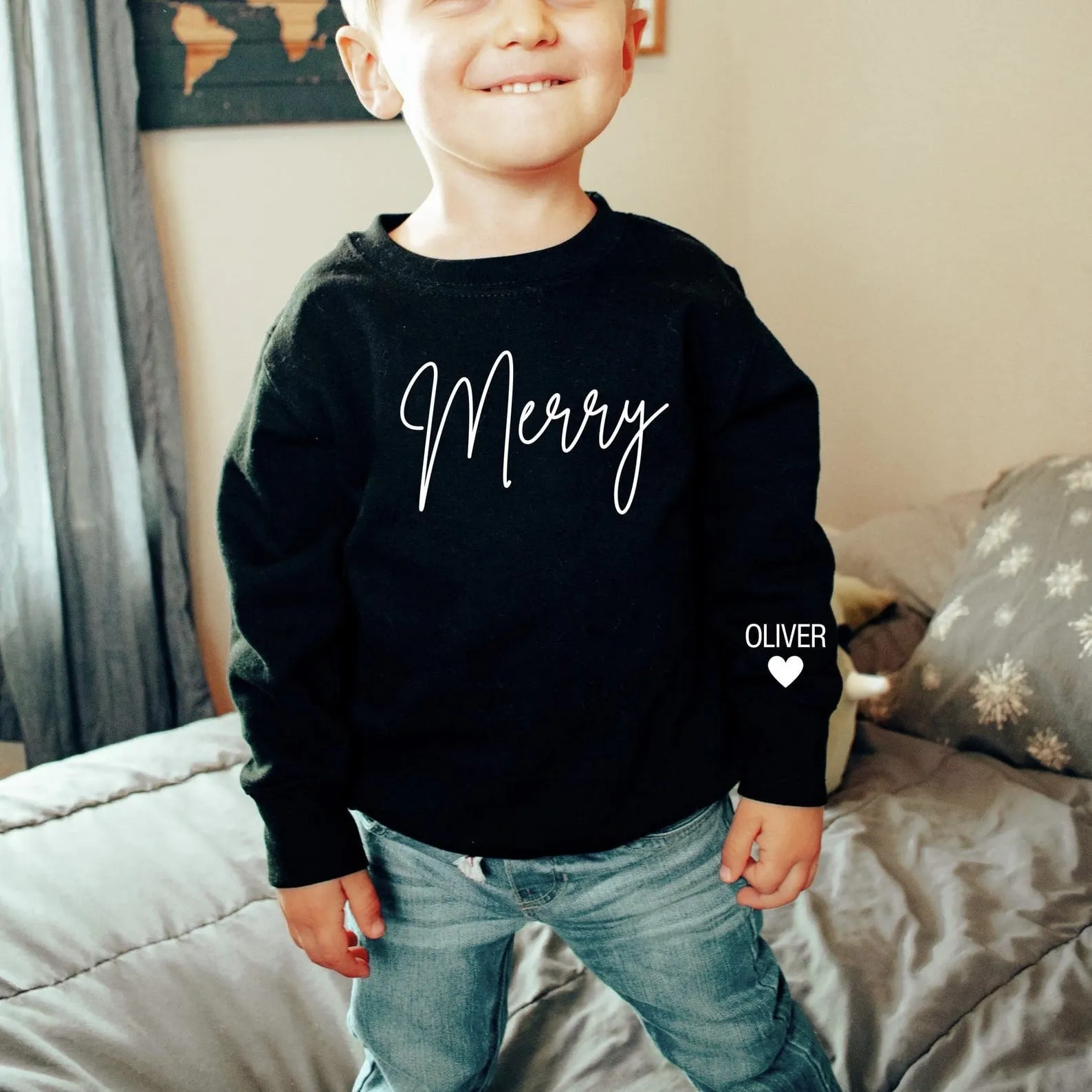 "Merry" Embroidered Christmas Sweatshirt – Elegant Holiday Style