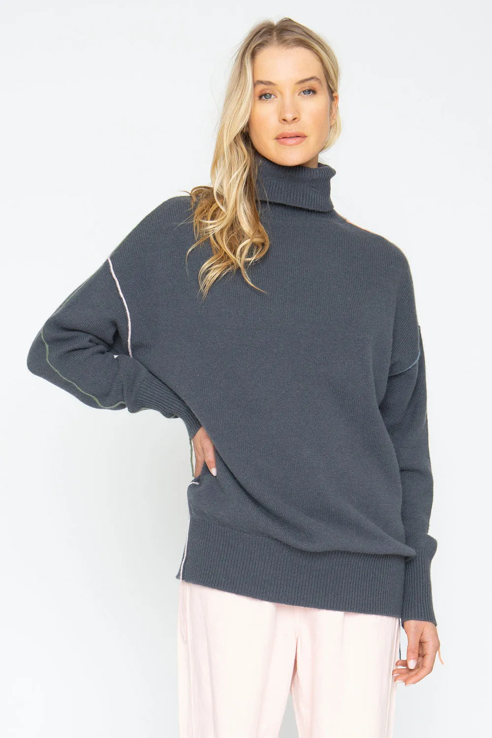 Turtle Sweater - Charbon